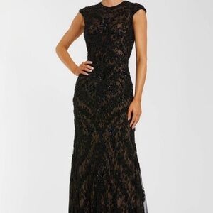 Mac Duggal Elegant Black Maxi Dress